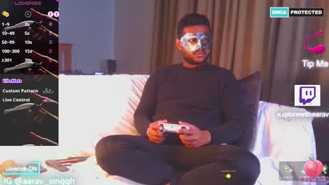 Snapshot of unexplored_aarav chatting on 10.04.25 Aarav online show from 10.04.25