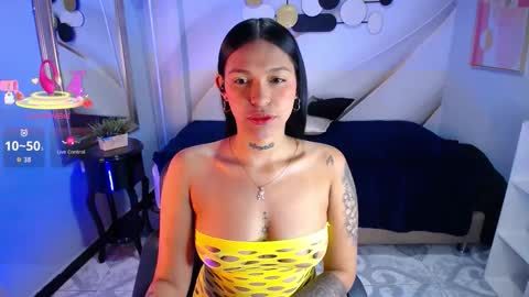 Snapshot of unforgettable_gh chatting on 09.19.25 Samantha online show from 09.19.25