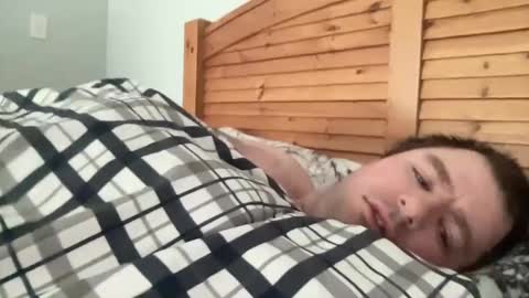 Snapshot of ungerisland chatting on 02.01.25 ungerisland online show from 02.01.25