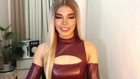 Miss Andrea online show from 10.17.25