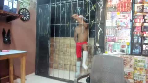 university online show from 12.10.24