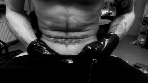 unlitimnaughty_ online show from 01.23.25