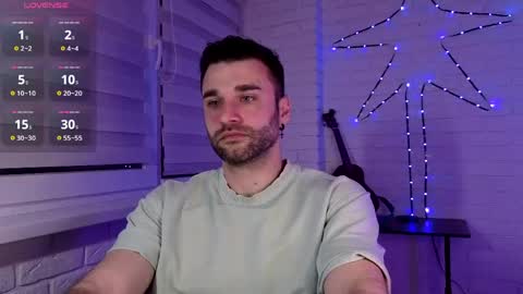 Snapshot of unnknow2024 chatting on 05.19.26 SlavaVibes online show from 05.19.26