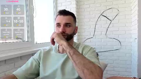 Snapshot of unnknow2024 chatting on 06.25.26 SlavaVibes online show from 06.25.26