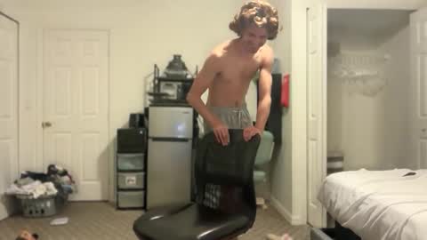 Snapshot of unverifiedbwc chatting on 11.11.25 Stepbro online show from 11.11.25