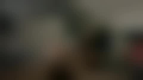 Snapshot of uoriver chatting on 10.18.25 uoriver online show from 10.18.25