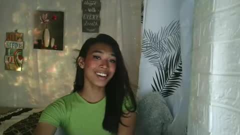 ur_dazzlingmorenaxx online show from 02.06.26