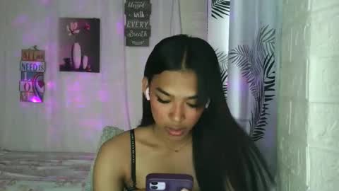 ur_dazzlingmorenaxx online show from 02.11.26