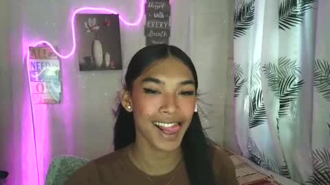 ur_dazzlingmorenaxx online show from 03.28.26