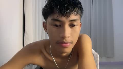 ur_fuckerbttm online show from 10.29.25