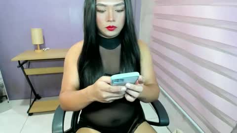 ur_hotcarla online show from 03.25.26