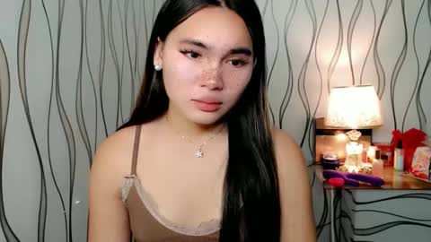 QUEENSY online show from 10.25.25