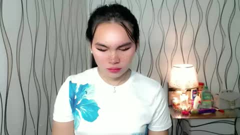 QUEENSY online show from 11.23.25