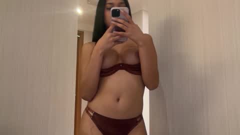 Veronica Lodge online show from 04.20.26