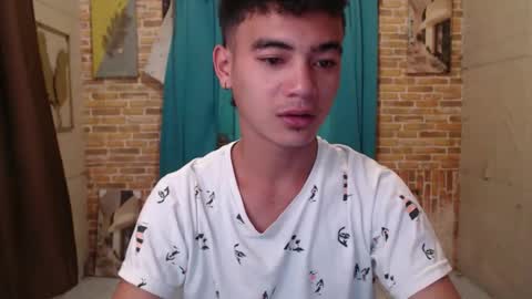 ur_naughtyboy_raphael online show from 09.13.25