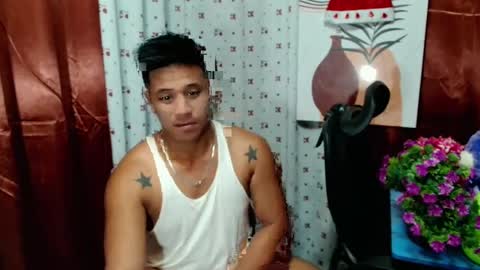 Snapshot of ur_pinoydave chatting on 12.12.24 Dave online show from 12.12.24