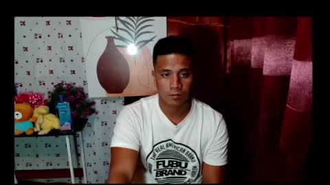 Snapshot of ur_pinoydave chatting on 01.16.25 Dave online show from 01.16.25