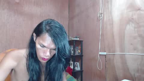 Snapshot of ur_prescious_xxx chatting on 05.11.26 Ur Lovely Pricious online show from 05.11.26