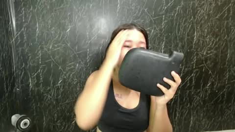 ur_prettychelsie18 online show from 05.16.26