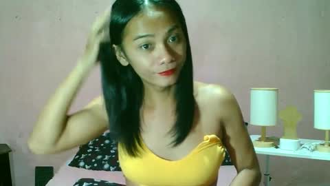 Snapshot of ur_sexybabe_ehra chatting on 01.11.25 ur_sexybabe_ehra online show from 01.11.25