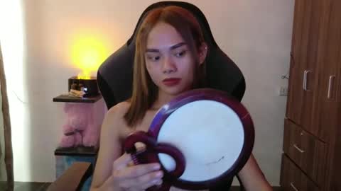 urasian_crisa online show from 10.20.25