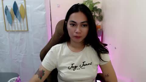 Snapshot of urasian_erica chatting on 05.31.26 urasian_erica online show from 05.31.26