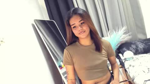 Snapshot of urasian_france69 chatting on 09.19.25 FRANCINE cum with me in pvt or pwrd online show from 09.19.25