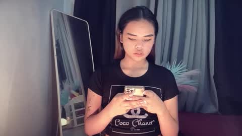 Snapshot of urasian_france69 chatting on 11.13.25 FRANCINE cum with me in pvt or pwrd online show from 11.13.25