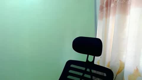 urasian_joy online show from 10.19.25