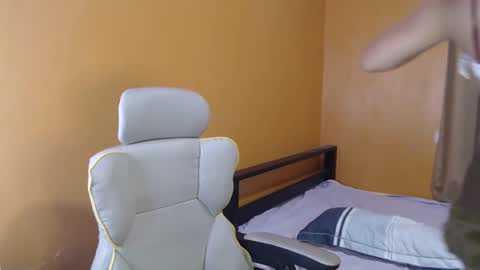 urasian_kat online show from 12.15.25