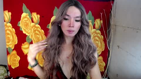 yana online show from 12.18.24