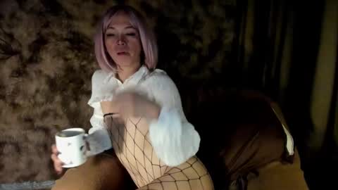 yana online show from 02.28.25