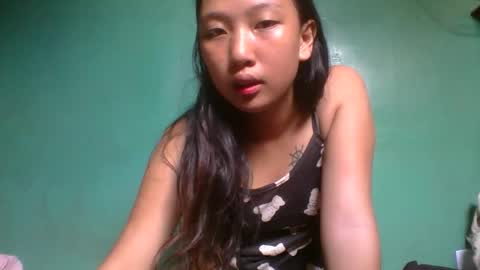 urasiangurl18 online show from 11.16.25