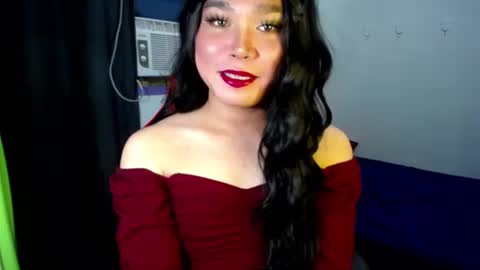 Snapshot of urasiansweet_cummer chatting on 02.24.25 KENDRA online show from 02.24.25