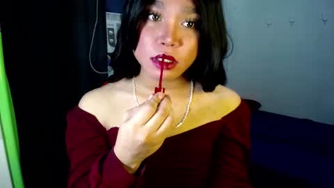 Snapshot of urasiansweet_cummer chatting on 02.28.25 KENDRA online show from 02.28.25