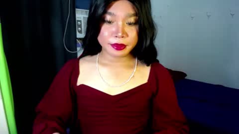 Snapshot of urasiansweet_cummer chatting on 02.28.25 KENDRA online show from 02.28.25