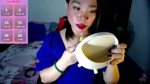 Snapshot of urasiansweet_cummer chatting on 09.12.25 KENDRA online show from 09.12.25