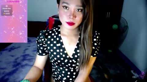 Snapshot of urasiansweet_cummer chatting on 11.09.25 KENDRA online show from 11.09.25