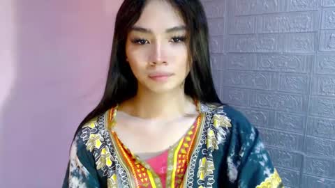 Clara online show from 01.03.25