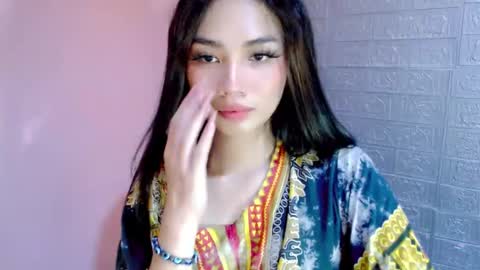 Clara online show from 01.23.25