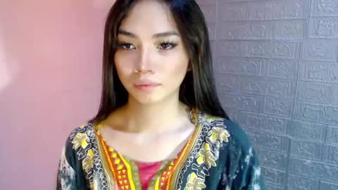 Clara online show from 02.04.25