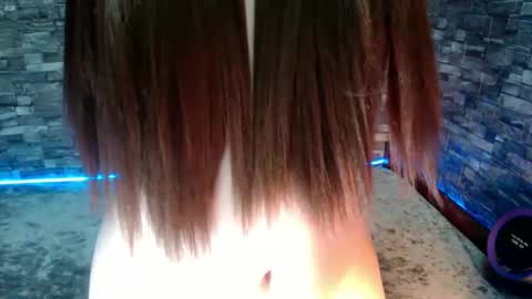 Snapshot of urbabyhot_gurl chatting on 01.23.25 QUEEN ANGEL online show from 01.23.25