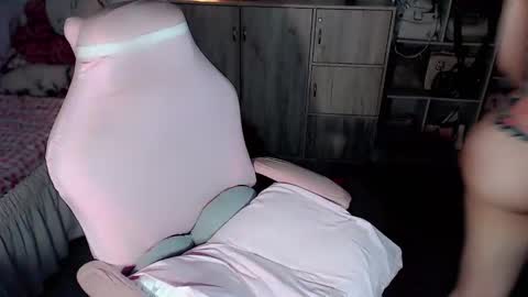 MONICA DEMONYETA online show from 10.21.25