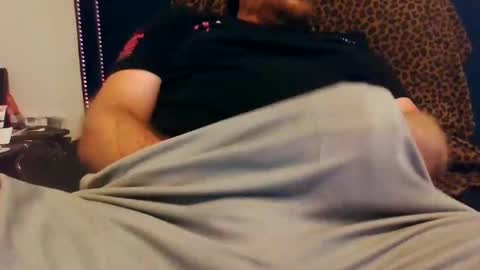 Snapshot of urbigfun chatting on 09.23.25 YBF online show from 09.23.25