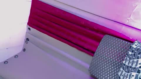 Haley Mhate online show from 09.24.25