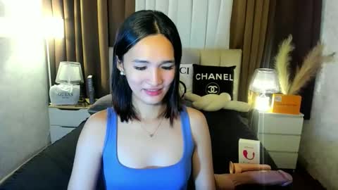 Snapshot of urblossom_princess chatting on 10.19.25 urblossom_princess online show from 10.19.25