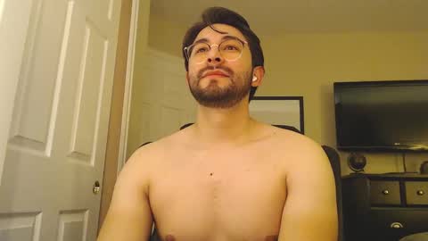 Snapshot of urbonbon_3 chatting on 11.16.25 Love ur Marshmellow online show from 11.16.25