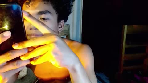 Snapshot of urboyvenz chatting on 02.27.26 urboyvenz online show from 02.27.26