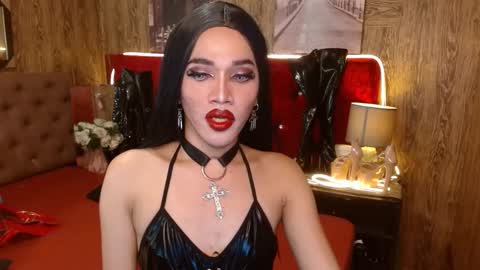 KENDALL online show from 12.12.24