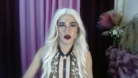 KENDALL online show from 09.15.25